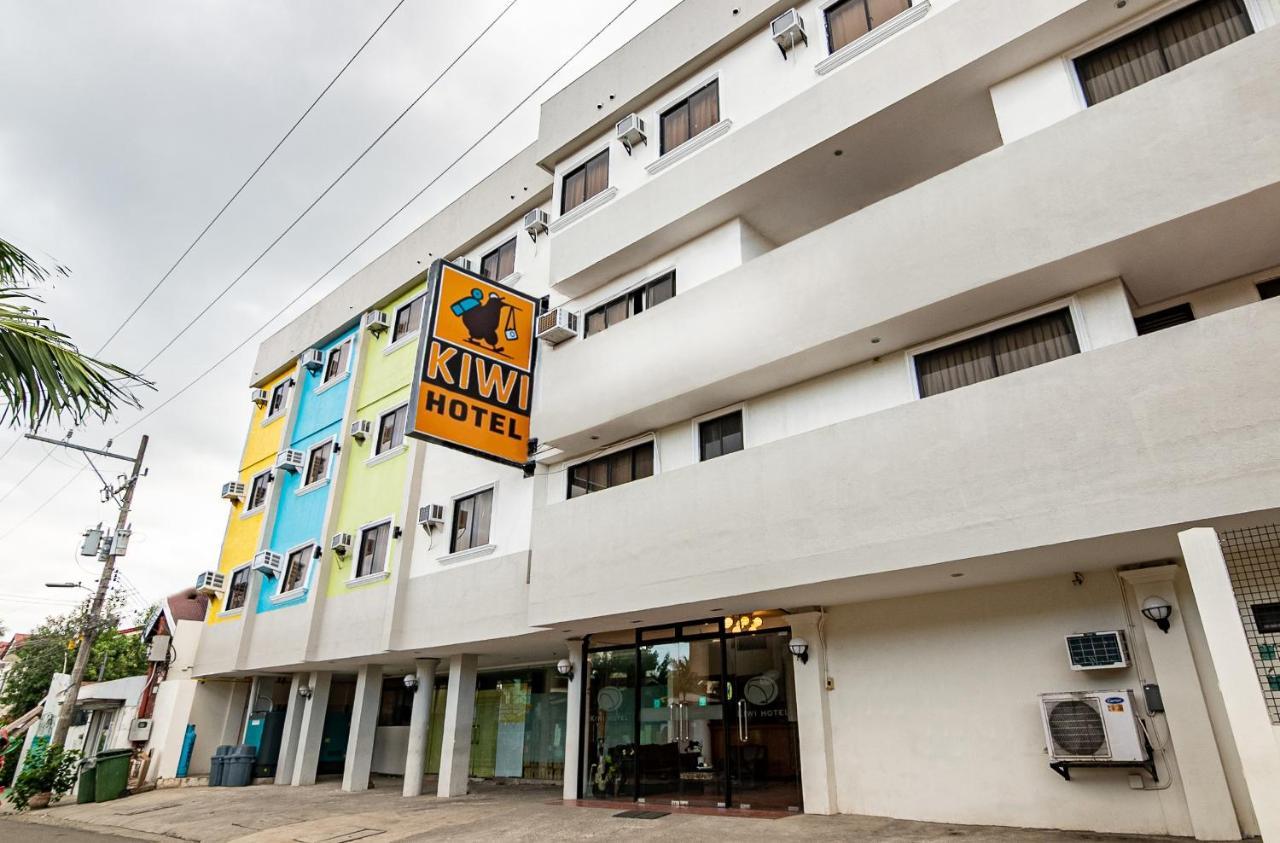 Kiwi Hotel Cebú Exterior foto